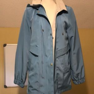 Women’s rain jacket